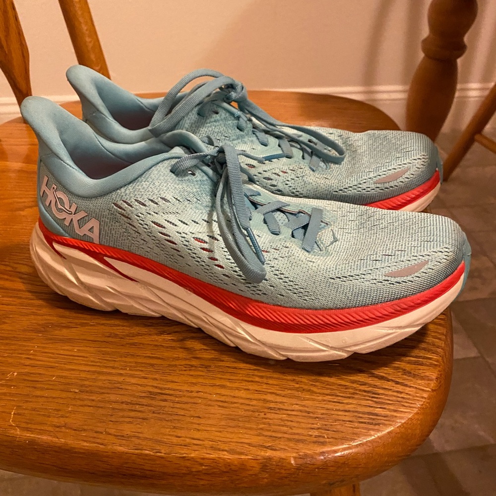 Hoka Clifton 8
